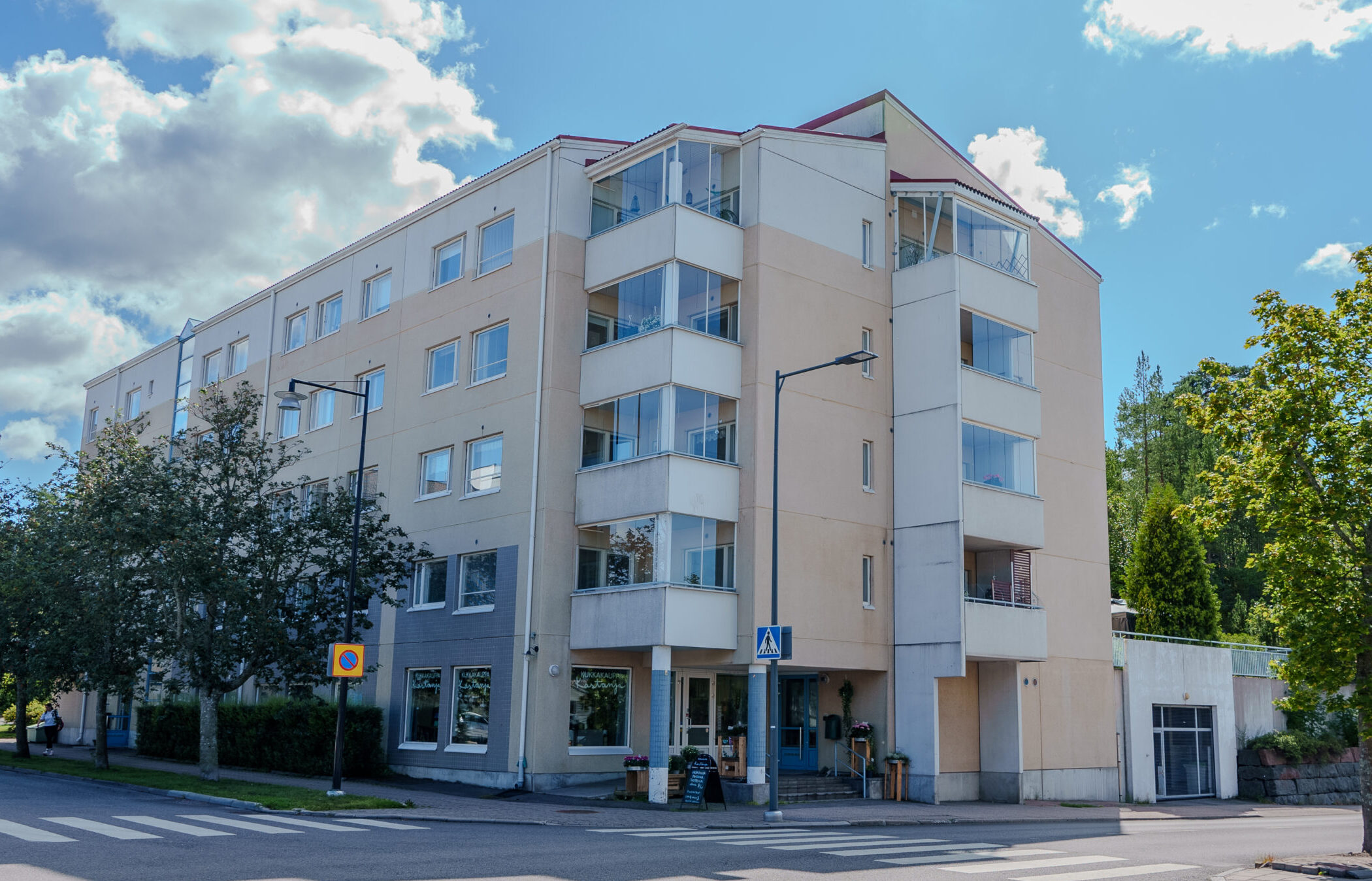 Read more about the article Vuokrattavana liiketila Naantalin keskustassa